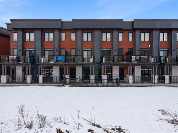 2 Willow St #71, Brant, ON N3L 2K6