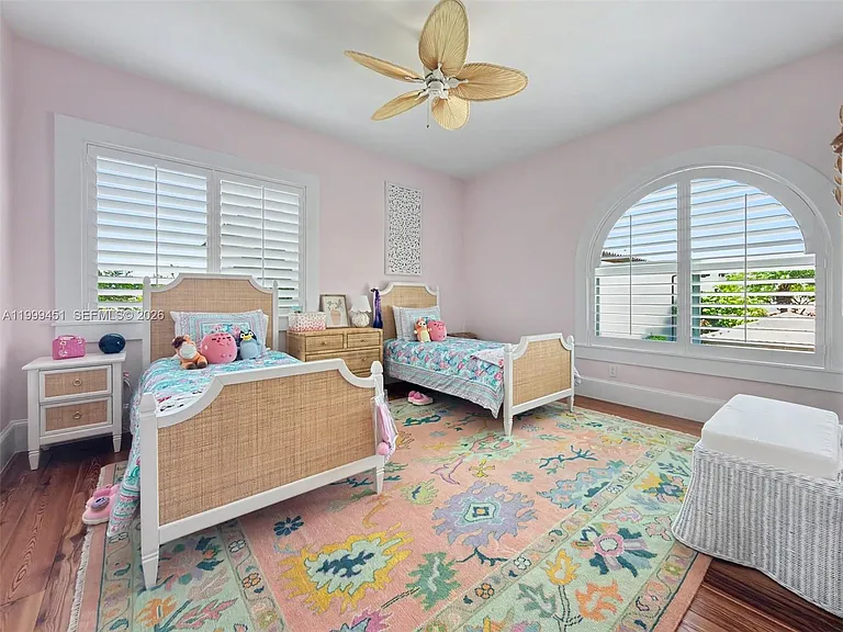 13689 Deering Bay Dr — Photo 49