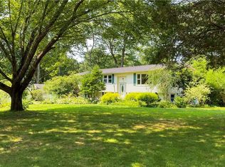 57 Pinecrest Dr, Exeter, RI 02822