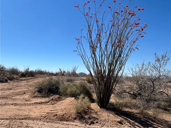 244-08-333 S Whispering Winds Rd, Yucca, AZ 86438
