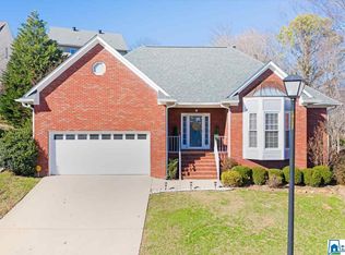 705 Ridge Way Cir, Hoover, AL 35226