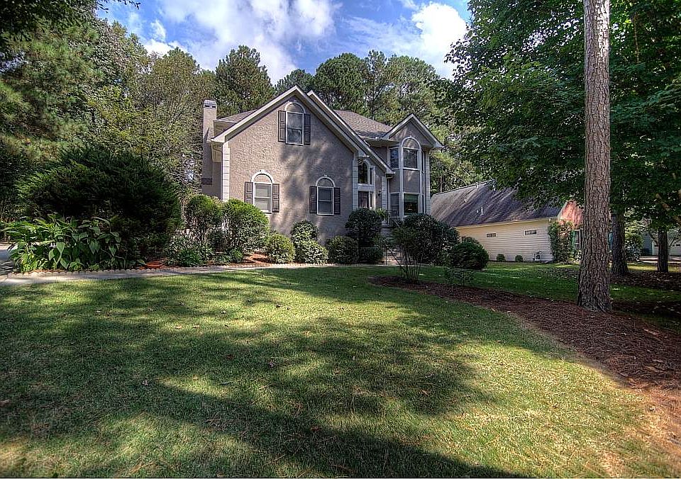 1st image of 1042 Chestnut Hill Cir