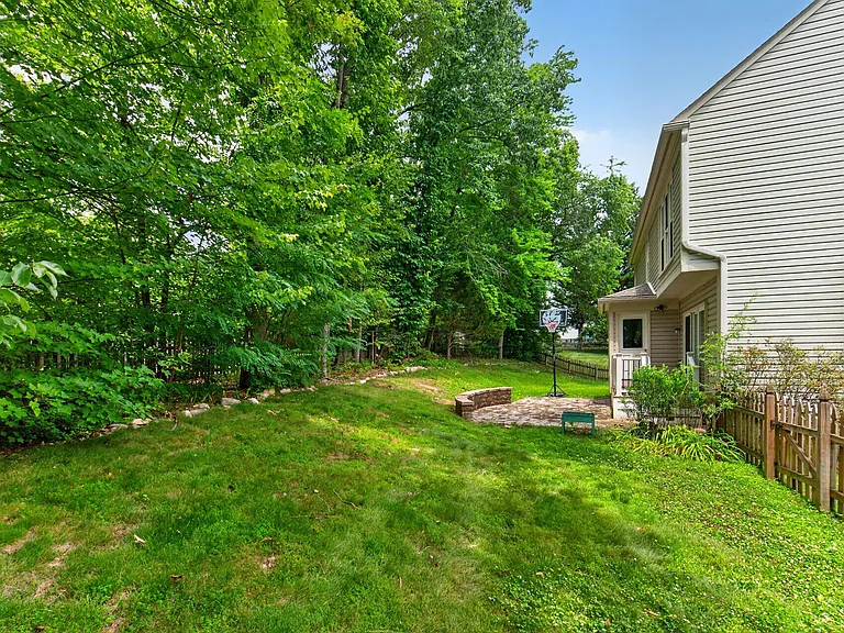 3569 Eskew Ct — Photo 51