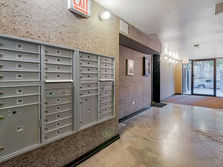 5051 N Kenmore Ave — Photo 29
