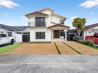 1285 W 42nd Pl, Hialeah, FL 33012
