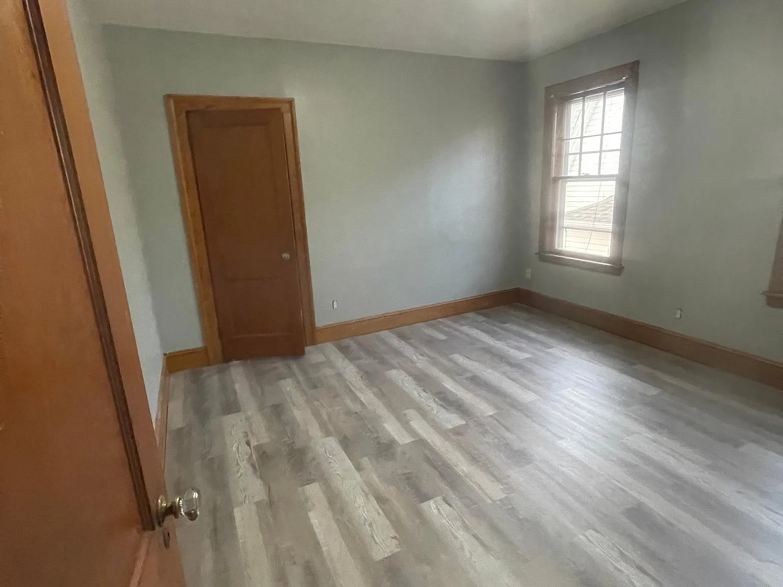 117 Shuttle Meadow Ave — Photo 3