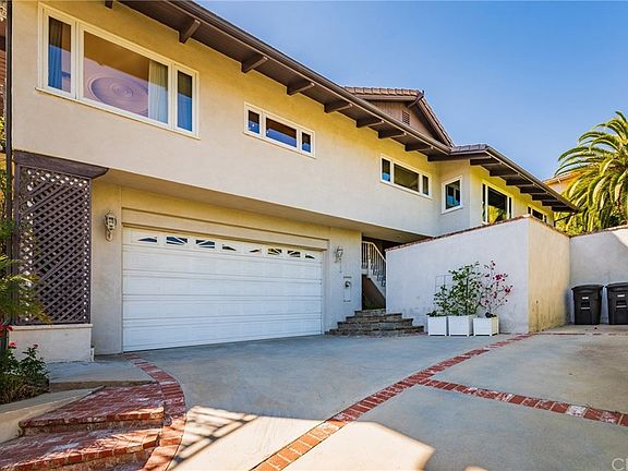 2nd image of 1022 Sherlock Dr