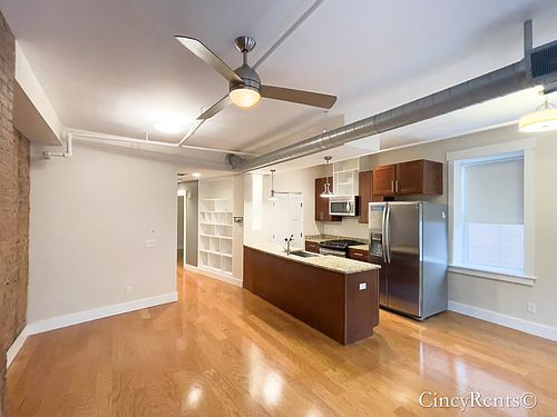 4th image of 1421 Race St Unit 6