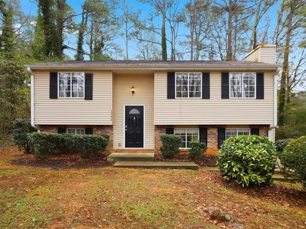 3394 Dearwood Dr SW, Lilburn, GA 30047
