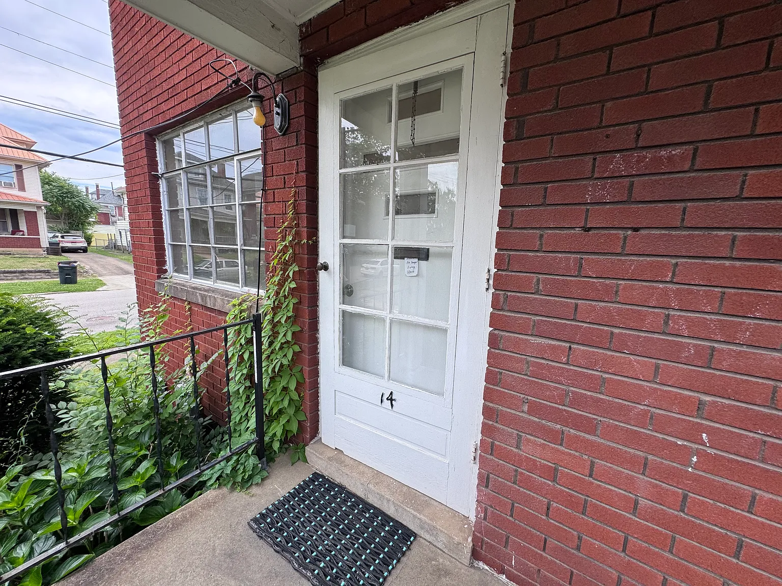 2 bed, $750 — Photo 2
