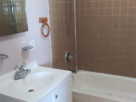 2nd image of 358 North St APT 3