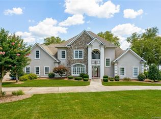 948 Lake Vista Ln, Taylorsville, NC 28681