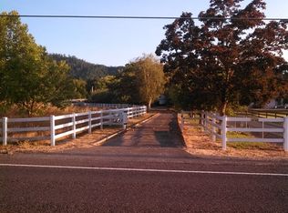 4749 Jerome Prairie Rd, Grants Pass, OR 97527
