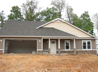 102 Oakstone Run, Staunton, VA 24401