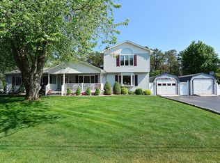 542 Continental Ave, Bayville, NJ 08721