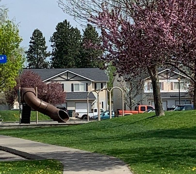2nd image of 4831 N Jasmine Ln