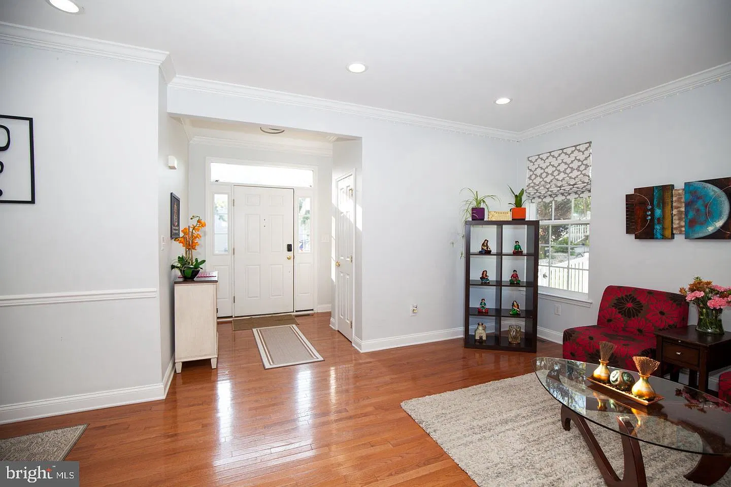 4 bed, 3.5 bath, 3640 sqft, $3,900 — Photo 4