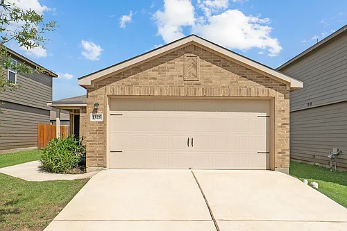 1326 Amy Dr Photo 1