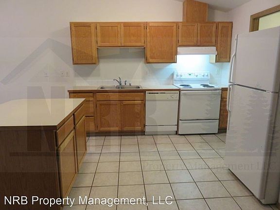 5th image of 2210 168th St E