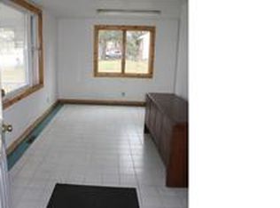 7302 Oswego Rd, Liverpool, NY 13090