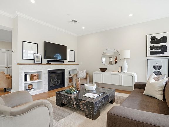 2nd image of 315 Highland Ave #101