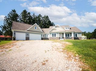 59 Hunter Rdg, Bruceton Mills, WV 26525