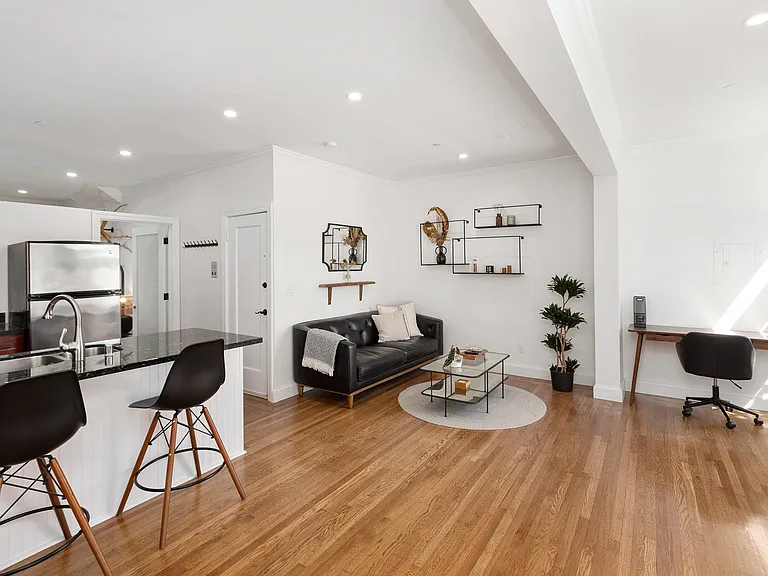 2621 Divisadero St #5 — Photo 5
