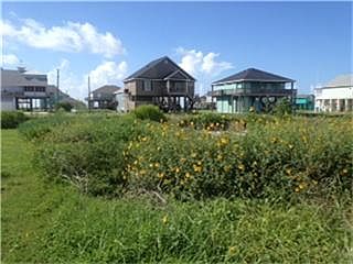 3rd image of 2630 Tide Dr