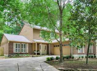 6 E Wandering Oak Dr, Spring, TX 77381