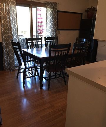 3rd image of 13910 Jamestown St