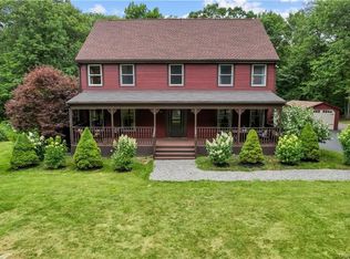 538 E Mountain Rd N, Cold Spring, NY 10516