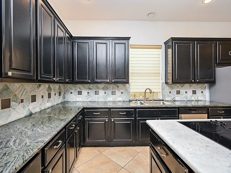 7431 Baldwin Xing — Photo 10