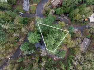 3014 SW Nottingham Dr, Portland, OR 97201