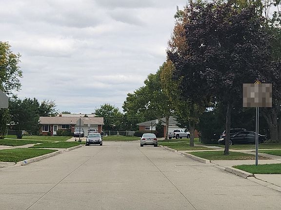 5th image of 33569 Breckenridge Dr
