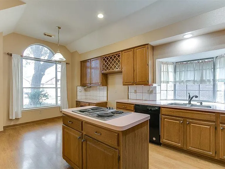14803 Sparks Valley Dr — Photo 7
