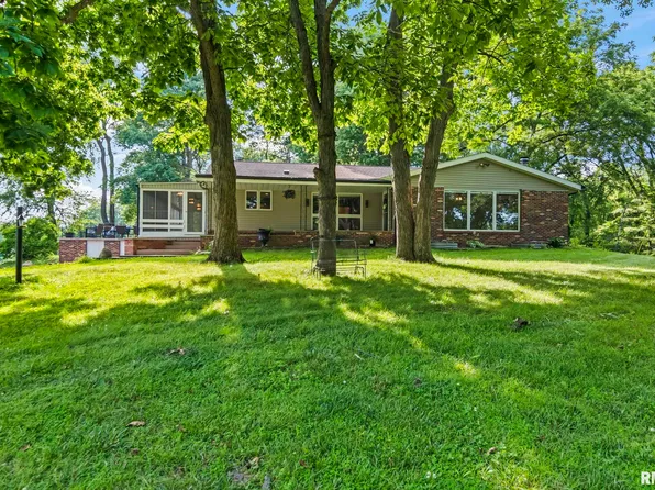 1847 New Salem Church Rd, New Berlin, IL 62670