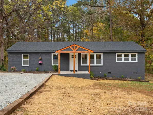 4931 McCormick Rd, Great Falls, SC 29055