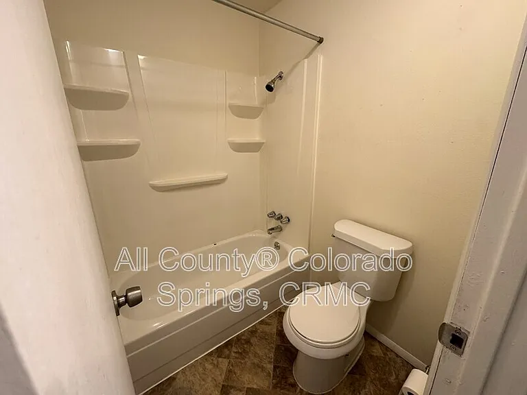 5030 El Camino Dr #4 — Photo 11