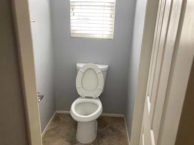 3 bed, 1835 sqft, $2,695 — Photo 4