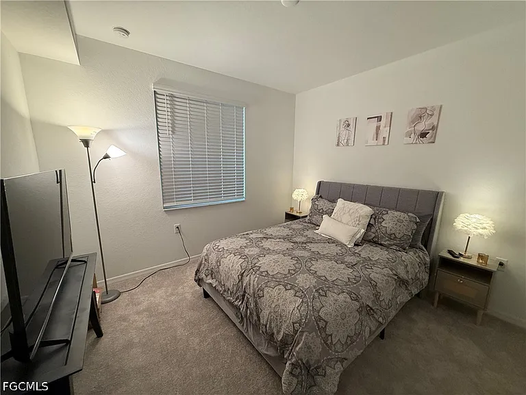 15285 Green Acres Ave #425 — Photo 13