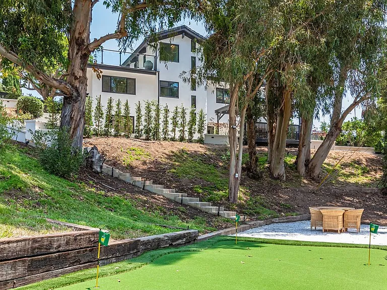 3525 Coast View Dr — Photo 62