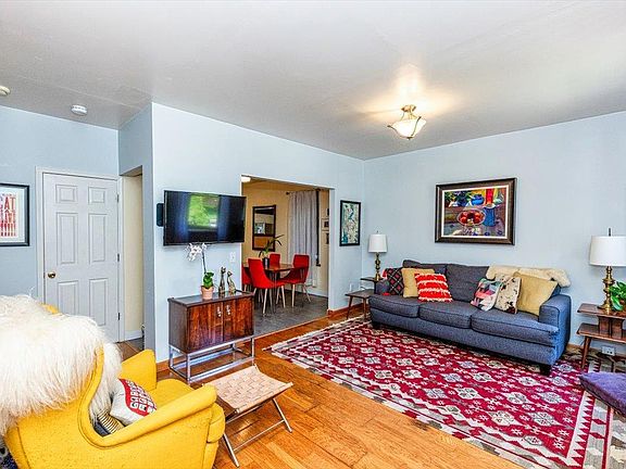 5th image of 6912 Waldemar Ave