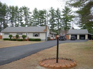 17 Hyland Dr, Lake Luzerne, NY 12846
