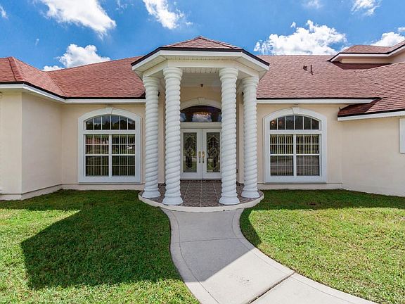 2nd image of 12547 Angel Lake Dr W