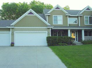 8070 Spruce Trl, Eden Prairie, MN 55347