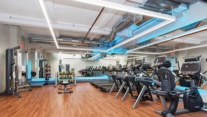 Rented by Compass | media 50