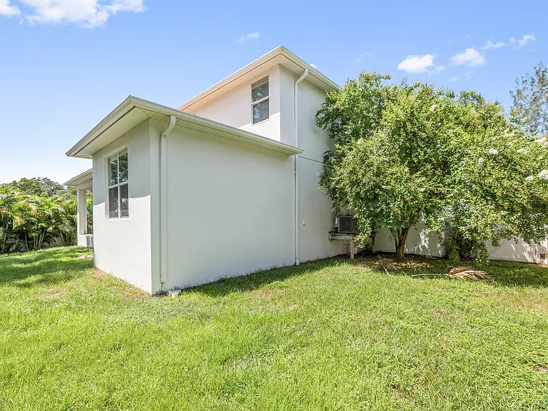 2806 Sanders Dr — Photo 45