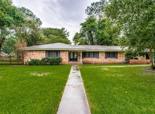 307 S Hackberry St, Sweeny, TX 77480
