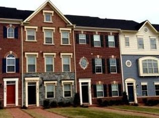 22611 Sweetspire Dr, Clarksburg, MD 20871