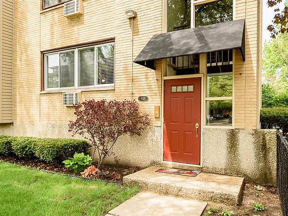 2nd image of 640 Lake St APT 1E